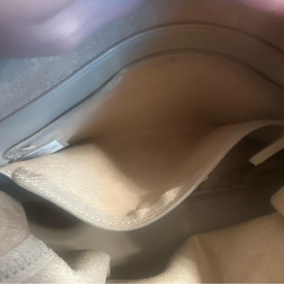 Elizabeth & James Knotted Hobo Bag Vegan Leather Blush - Picture 6 of 6